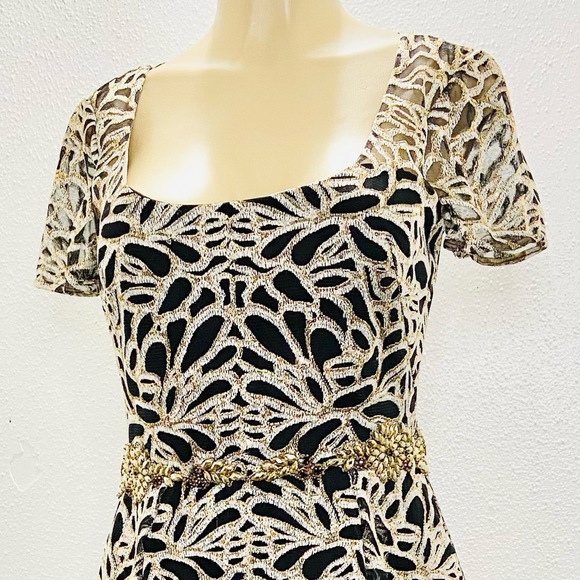 Marchesa Notte fit and flare dress - Picture 3 of 15